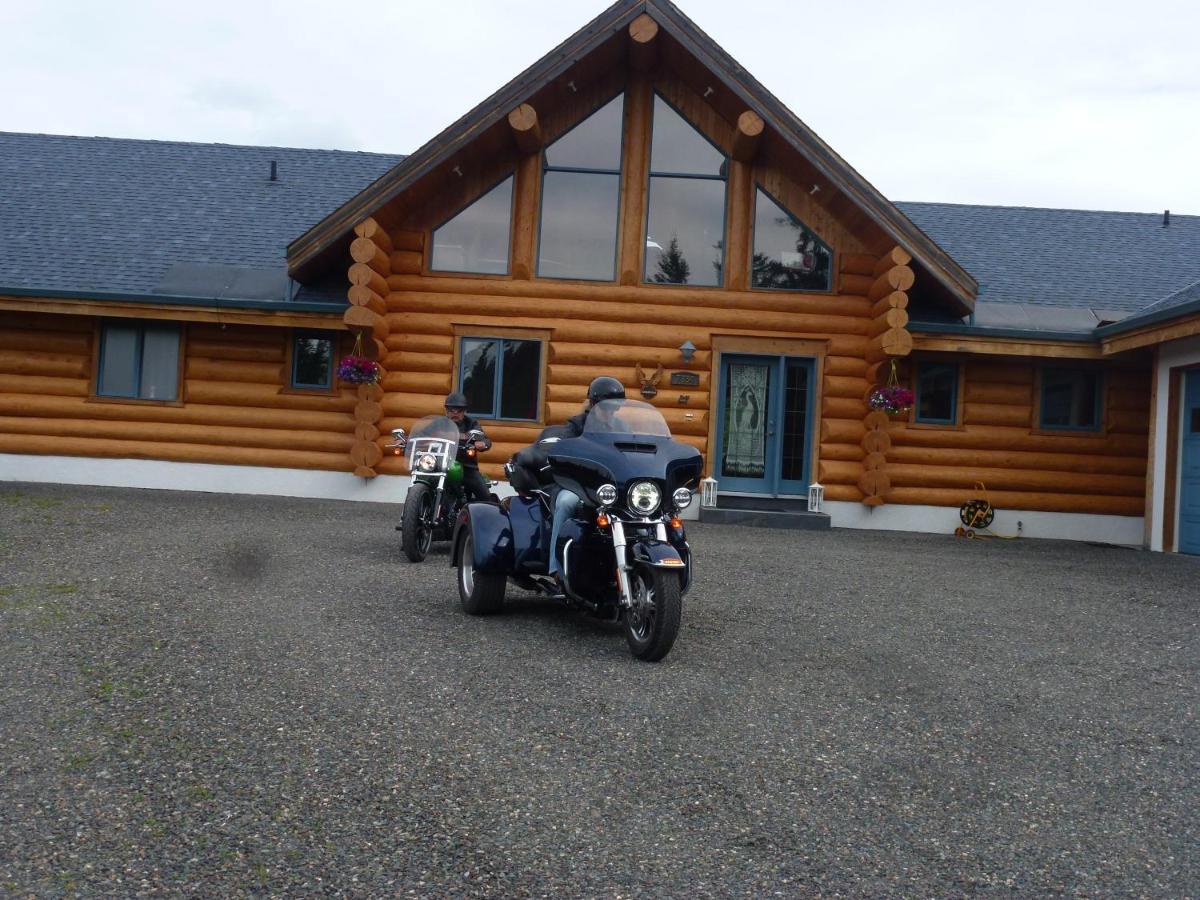 Little Black Bear Lodge/B&B Bridge Lake Exteriör bild