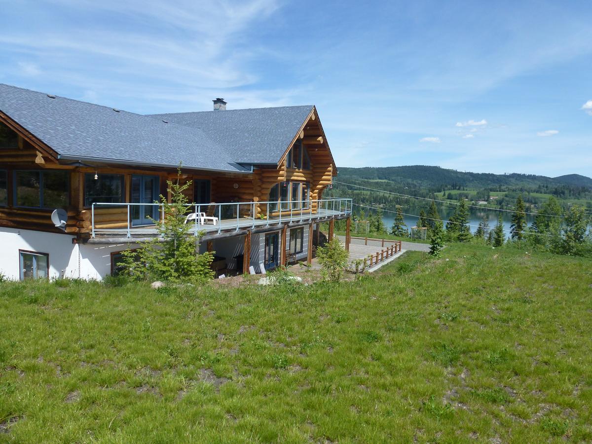 Little Black Bear Lodge/B&B Bridge Lake Exteriör bild
