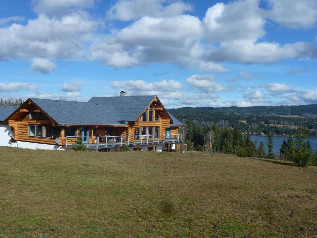 Little Black Bear Lodge/B&B Bridge Lake Exteriör bild