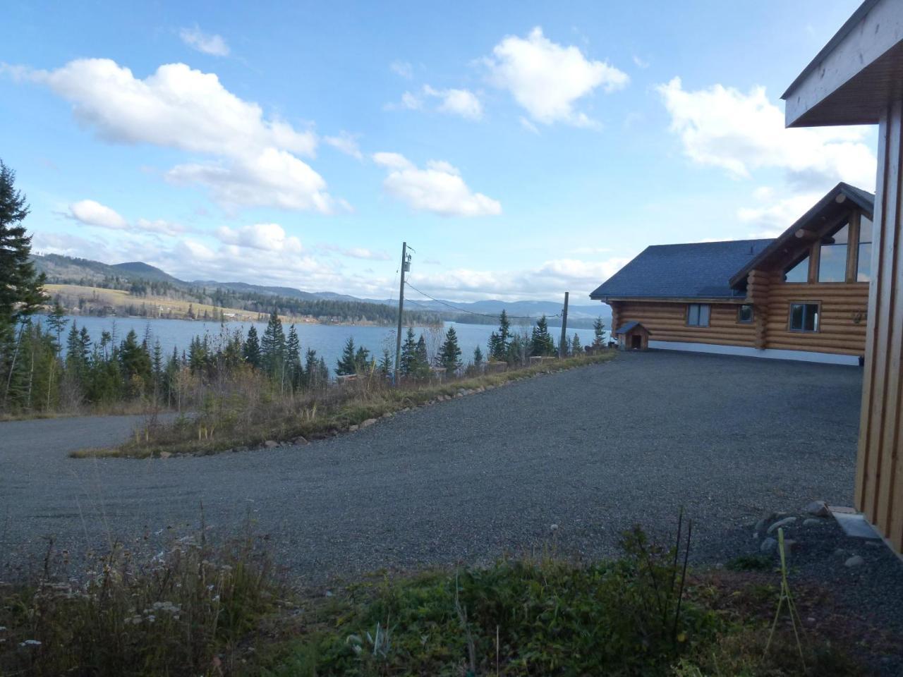 Little Black Bear Lodge/B&B Bridge Lake Exteriör bild